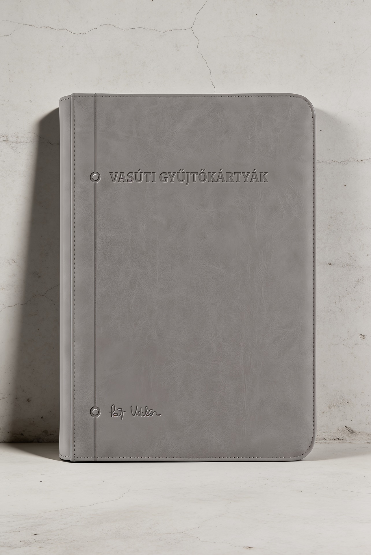 Különleges kártyákhoz különleges gyűjtőalbum is dukál (fotók: Polonyi Viktor)